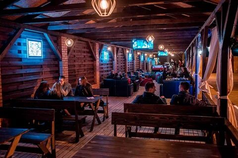 Клевер парк кафе