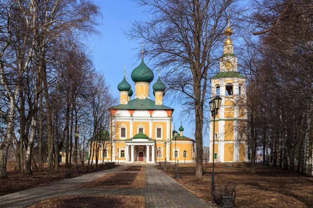 Углич Ярославская область. Примечательности города Углич. Углич Кремль. Углич Волга.