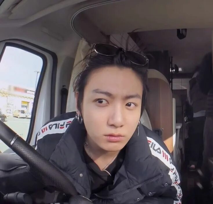 Чон чонгук без. Bts jungkook без макияжа. Чон чонгук без. Чонгук без макияжа 2021. Чонгук без макияжа.