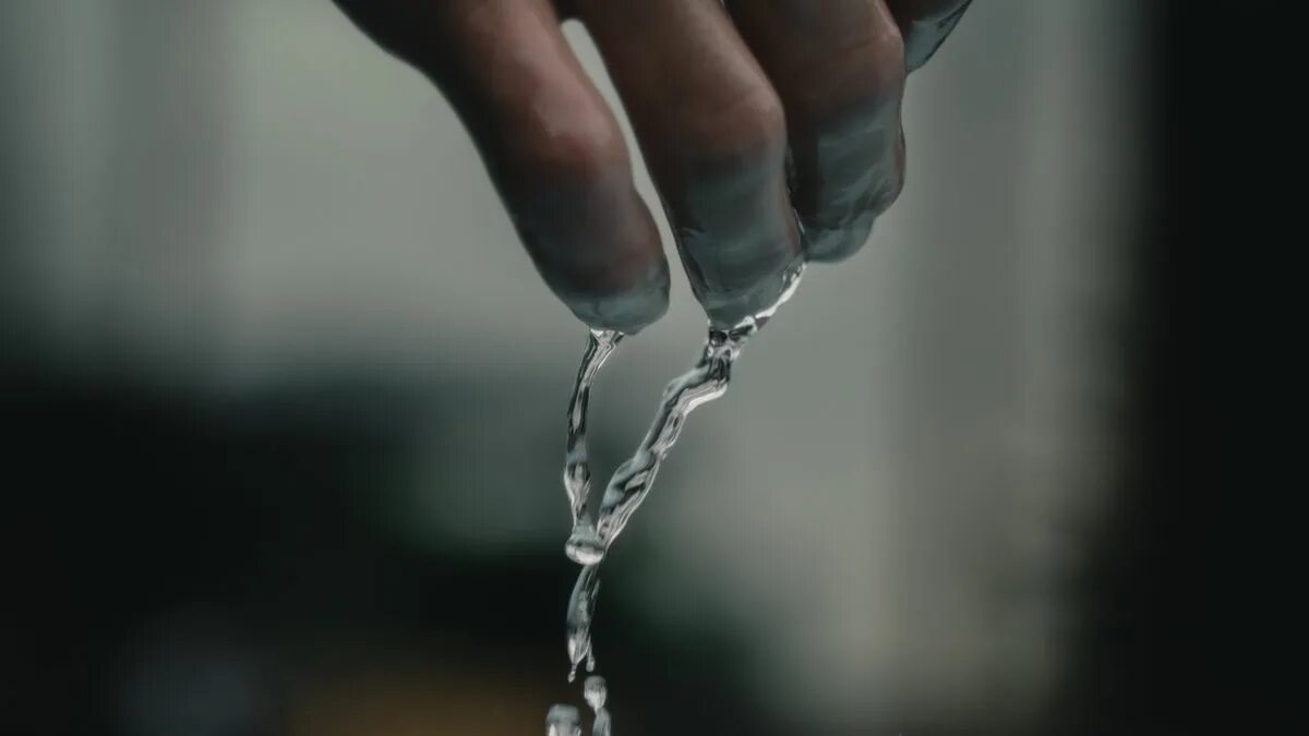 Drop hands