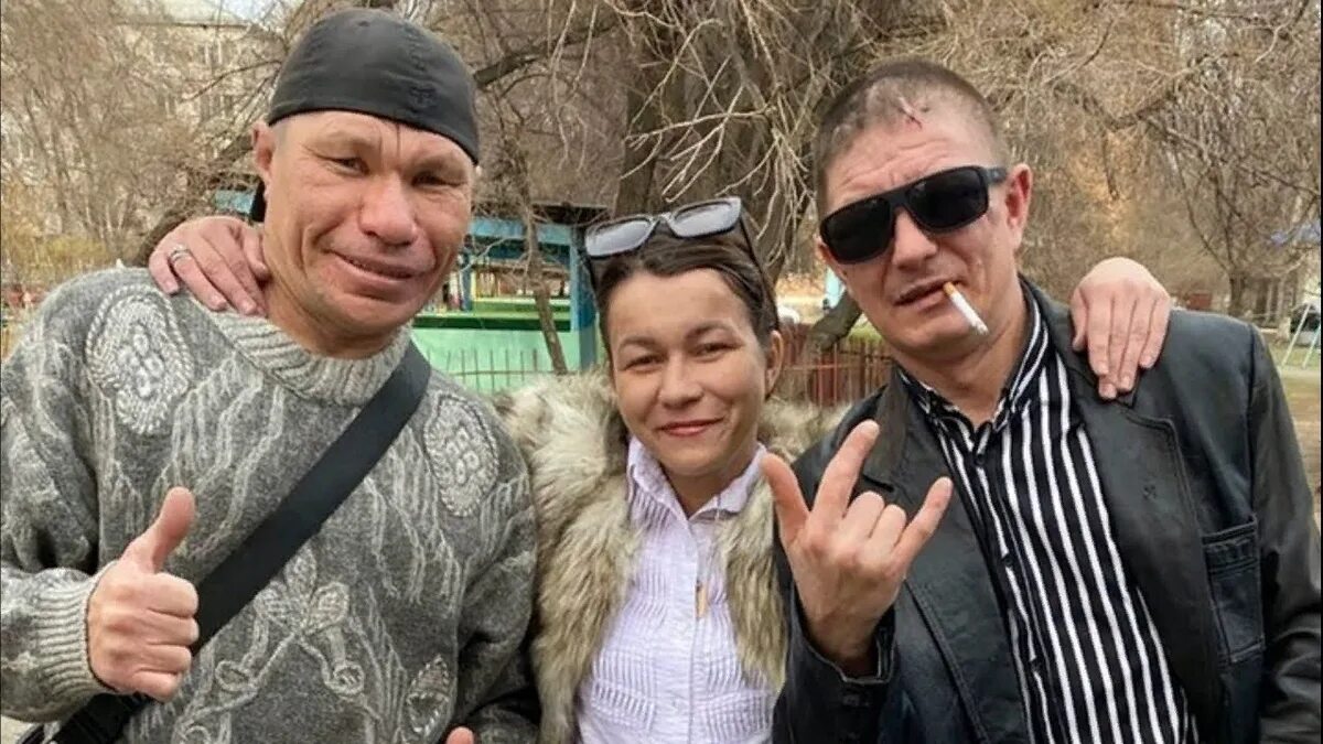 Ирина чики пики. Иришка пики. Иришка пики. Олег монгол и иришка чики. Дикая иришка.