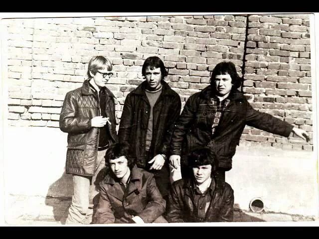 Молодёжь 60-х годов. Пацаны 70 х. Мужчина ссср. Советский фотограф сергей зиновьев. Молодёжь 70-х годов.