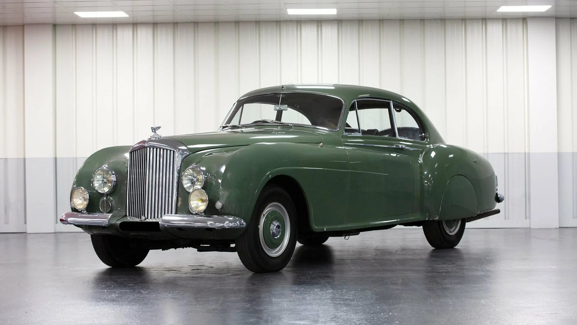 1953 чей. Bentley r type 1953. бентли 1952 континенталь. 1953 bentley r-type continental sports saloon by h.j. mulliner .. 1953 bentley continental r-type fastback sports saloon.