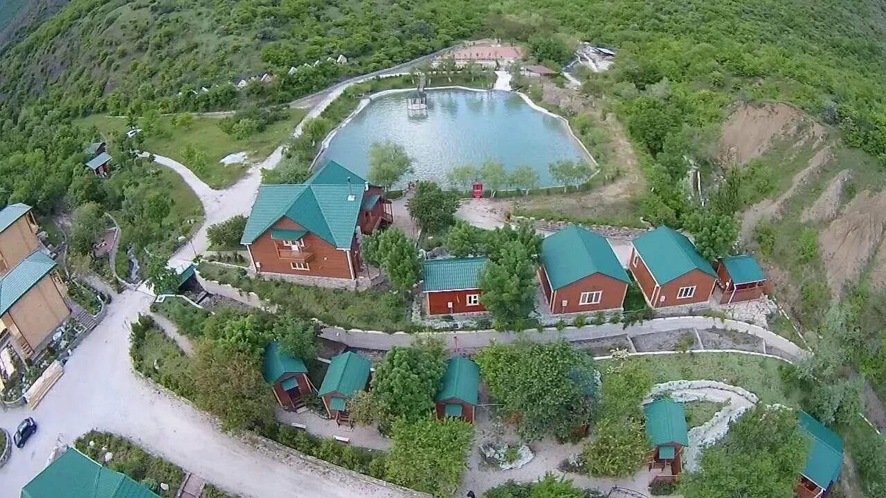 Отель манжерок горный алтай. Узнезя горный алтай. Светоч горный. Турбазы узнезя горный алтай. Чепош парк алтай горный алтай.