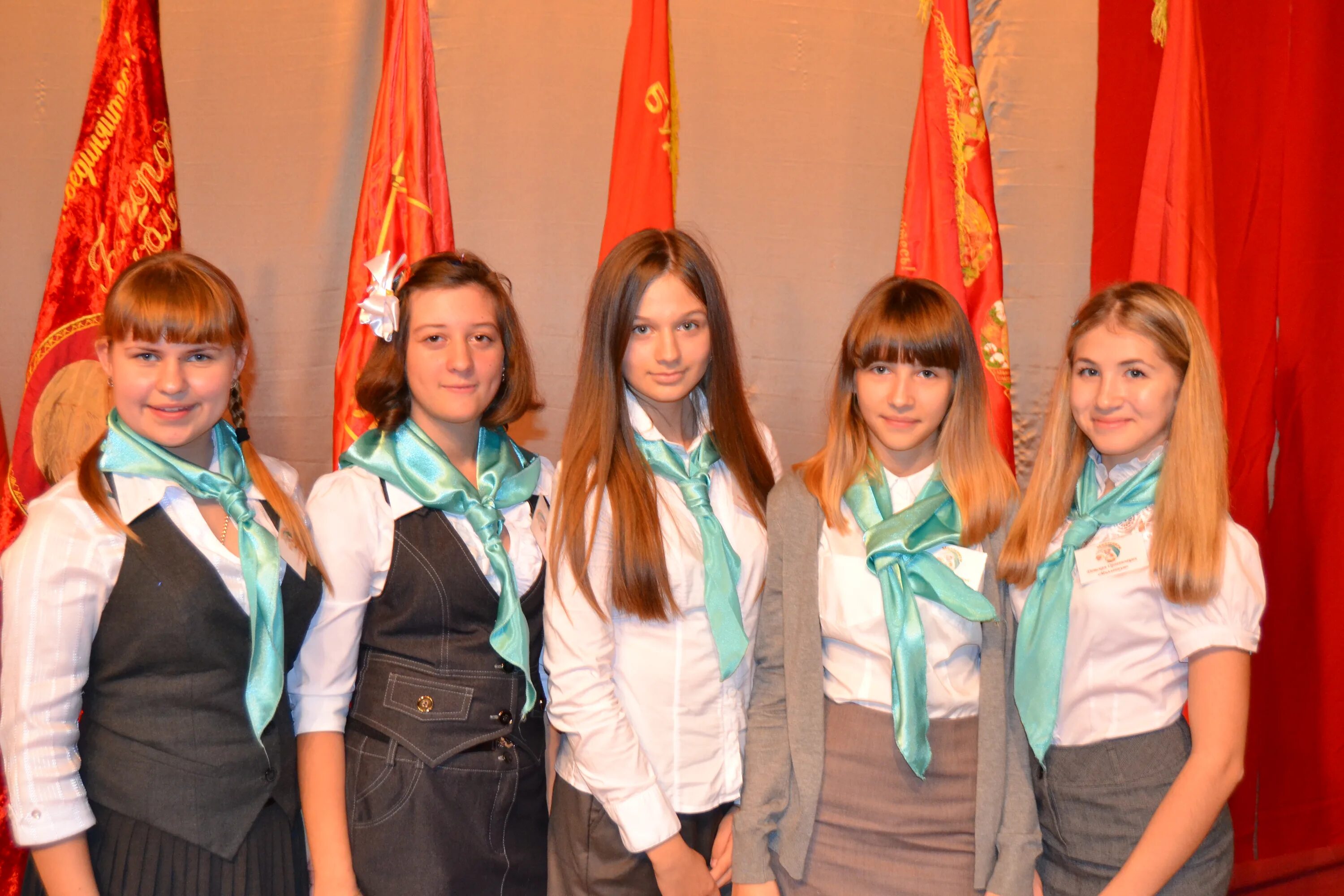 Старый оскол ольминского 12 панорама. Школа 28 старый оскол. Мбоу сош 11 старый оскол. Школа 12 старый оскол учителя. 12 школа старый оскол 6 в.