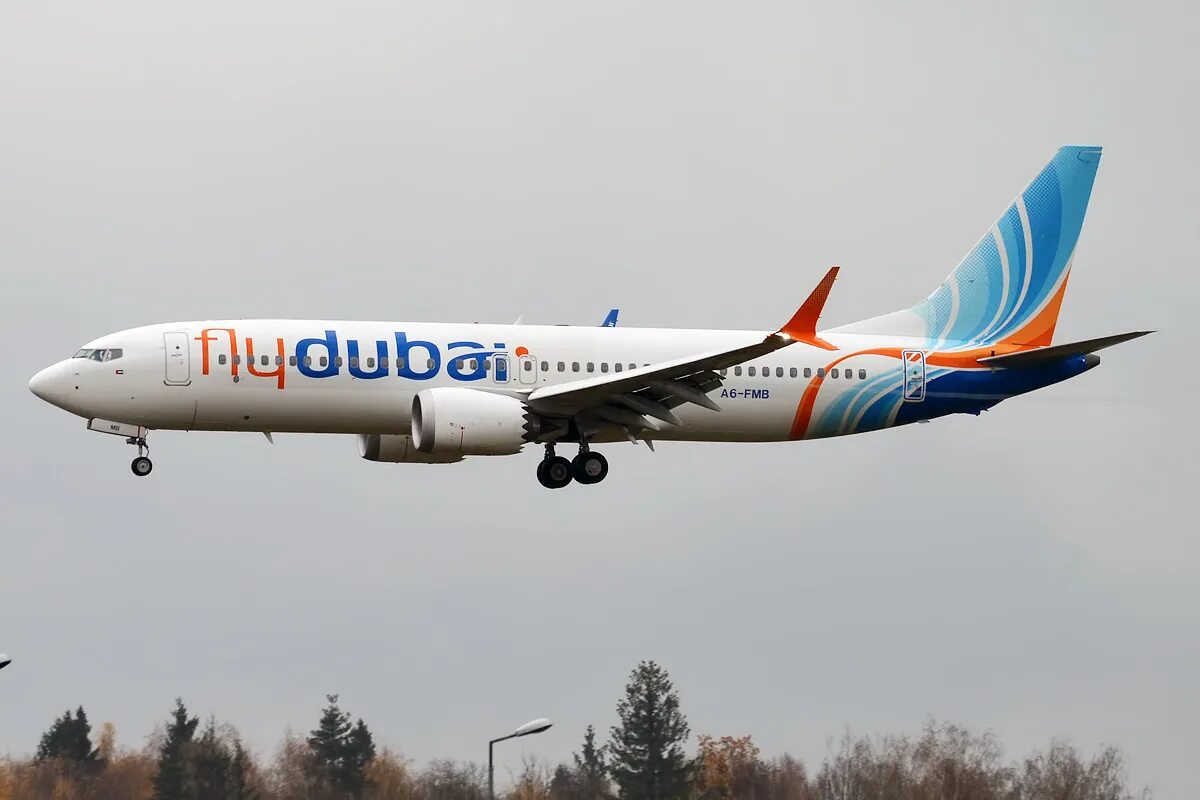 Fly dubai рейс. Самолет 737-800 flydubai. 737 Max flydubai. Боинг 737 Флай Дубай. Боинг 737 Max Fly Dubai.