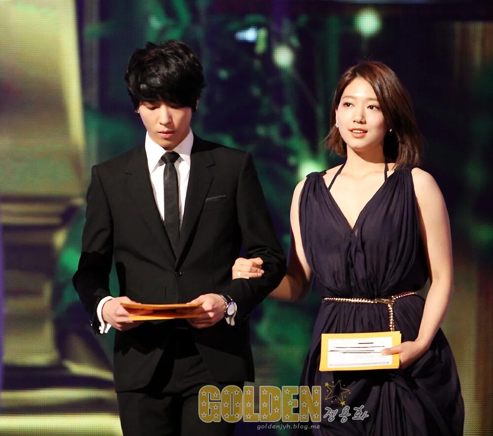 Чон ён хва и пак шин хе. Корейская актриса пак бо ён 2020. Пак синхе и чон ен хва. Чон ён хва и пак шин хе. Пак чон ен.