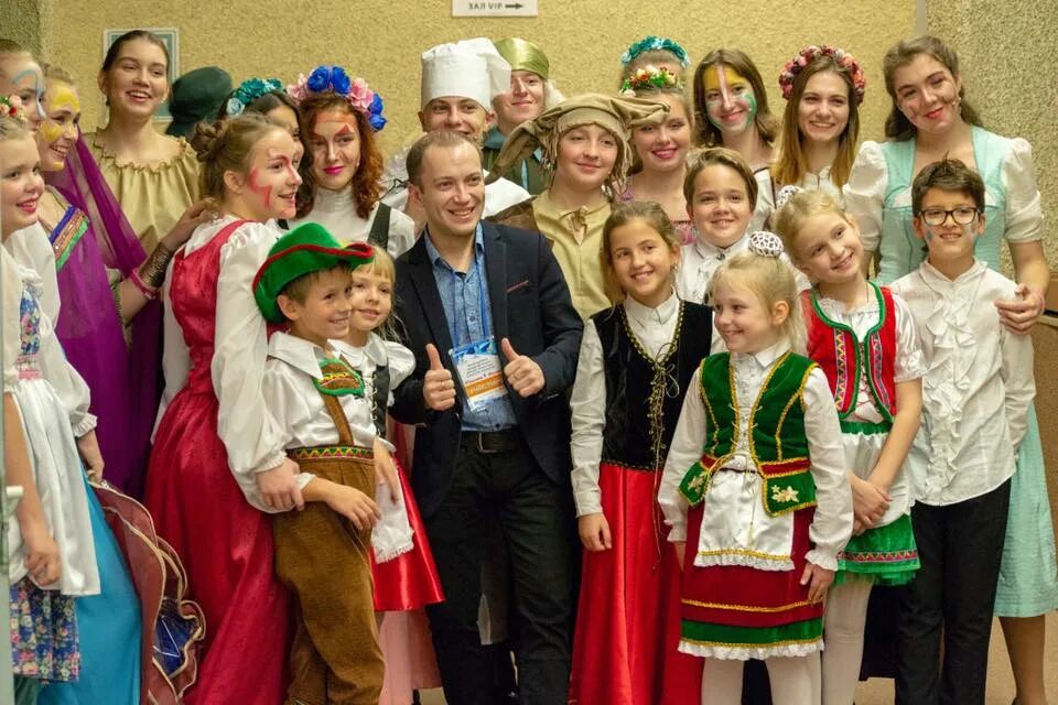 Грамота гран при песенного конкурса. Международный фестиваль дарование. Таланты земли русской. Международный фестиваль дарование. Гран при грамота международный конкурс.