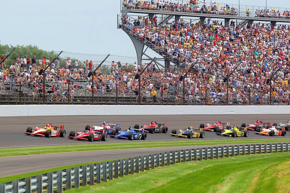 Инди 500. Инди 500 Motor Speedway. 500 Миль Индианаполиса. Indy 500. Индианаполис гонки.