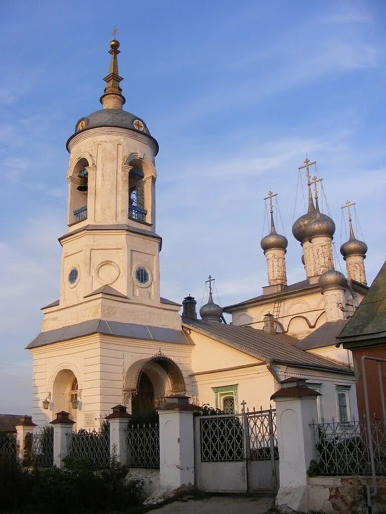 Архангело вознесенская церковь мценск. Храм петра и павла мценск. Мценск. Церковь троицы живоначальной, мценск. Крестовоздвиженский храм мценск.