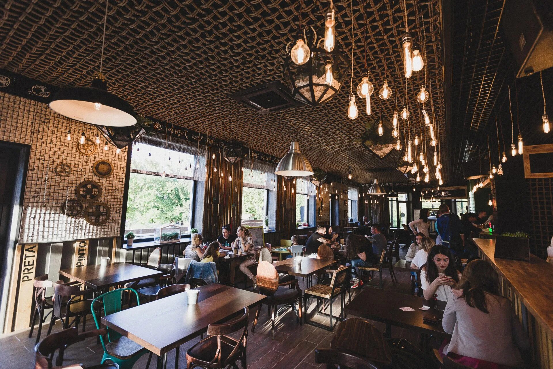 Food n wood воронеж. Sous ресторан воронеж. Рестомаркет мдм. Вуд пятигорск. Maybe ресторан воронеж.