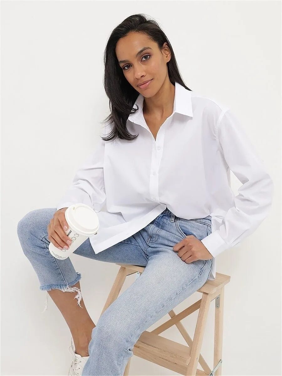 Рубашка оверсайз вайлдберриз. Белая рубашка оверсайз зарина. Рубашка оверсайз женская. Рубашка оверсайз белая asos. Белая рубашка женская оверсайз.