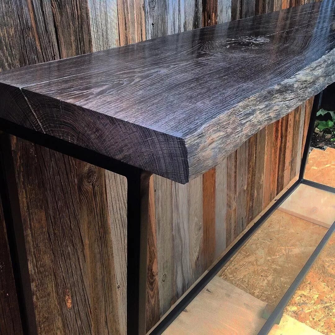 Мореный дуб фактура. Bog oak. Мореный дуб текстура. Бижутерия из мореного дуба. Bog oak.