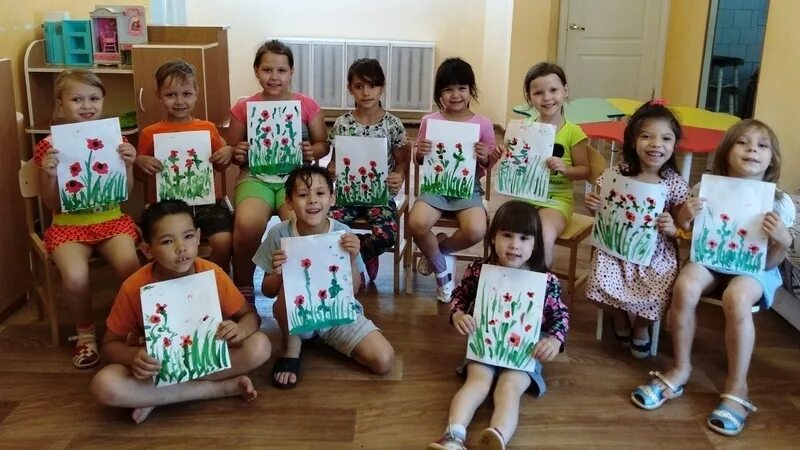 Советские иллюстрации к детским книжкам. Стих встали девочки в кружок. Фотосессия женский круг. Кружка девочка с птичкой. Мнемотаблицы новый год для дошкольников.