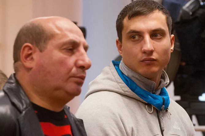 караев яшар. сын влиятельного человека. сын влиятельного человека. Sylvester stallone jason statham arnold. принцесса диана и принц уильям.