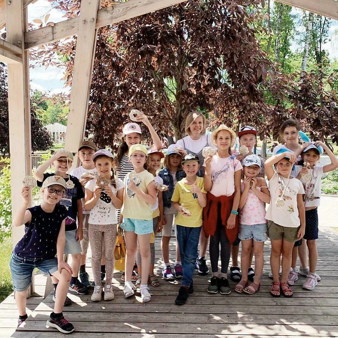 Кампус блоггер. Нескучный сад лагерь. campus лагерь. никита кампус. детский лагерь москва.