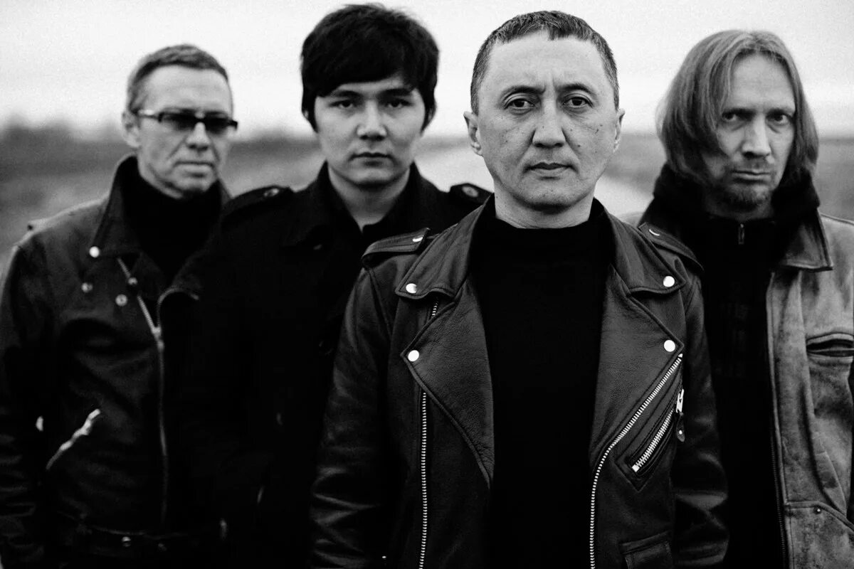 разные люди жизнь слушать. александр чернецкий разные люди. разные люди жизнь слушать. разные люди группа фото. бит разные люди.