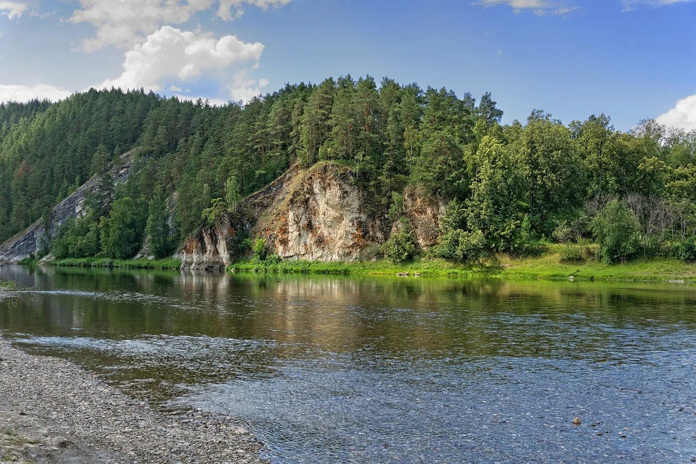 White river. Максютово Башкортостан река белая. Река Агидель в Башкирии. Река белая Агидель. Река Агидель Уфа.