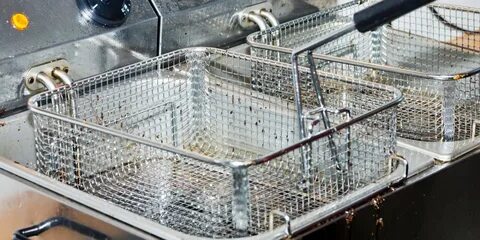 Как отмыть фритюрницу от застарелого жира?