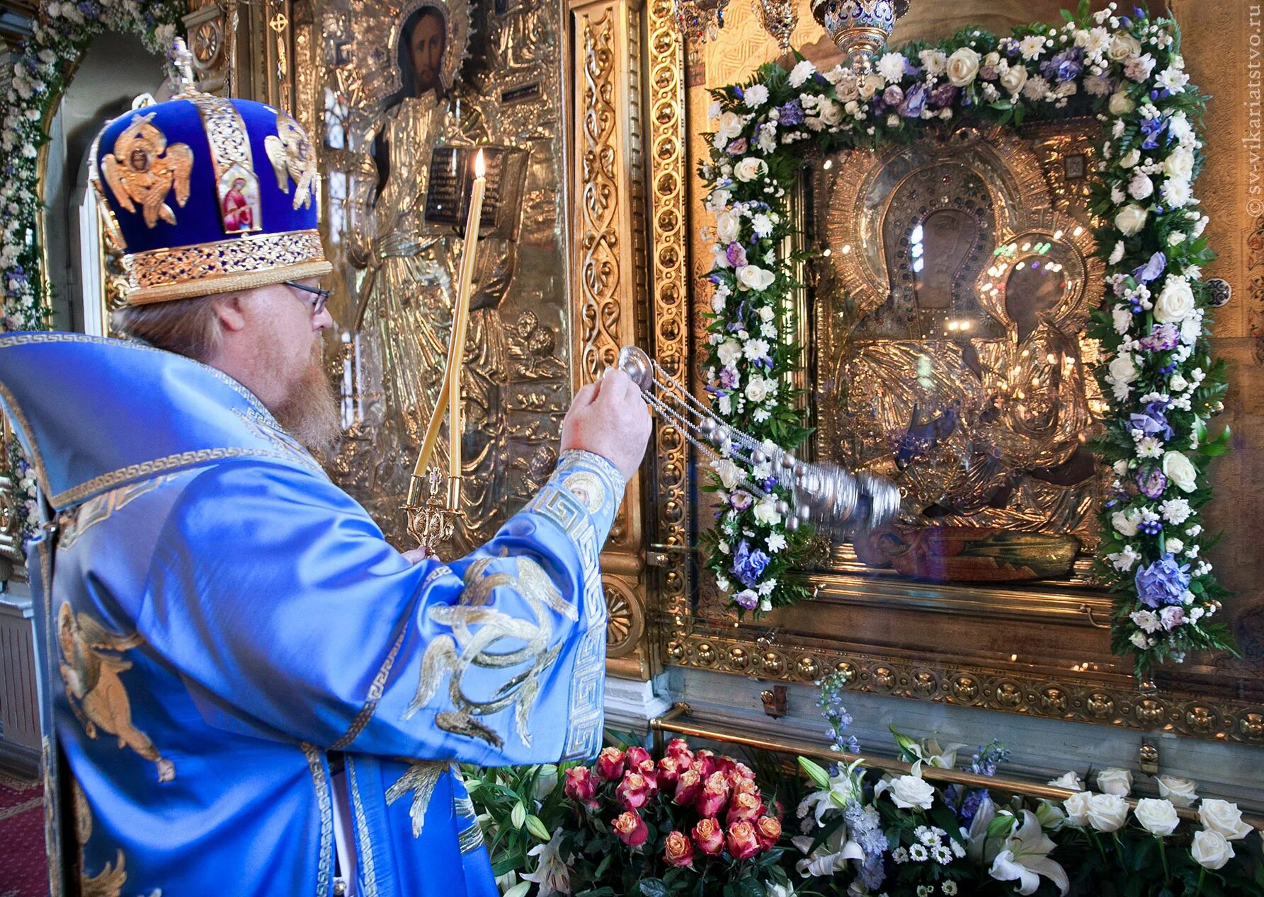 тихвинская икона в алексеевском. храм тихвинской иконы божией матери в алексеевском. храм тихвинской иконы божией матери в алексеевском внутри. настоятель тихвинской церкви в алексеевском районе пономарев. тихвинская икона в алексеевском.