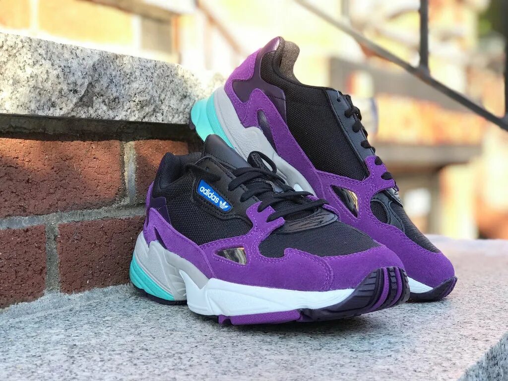 Adidas Falcon фиолетовые. Adidas Falcon w фиолетовые. Adidas Falcon Grey Purple. Кроссовки adidas Falcon фиолетовые. Адидас фалькон