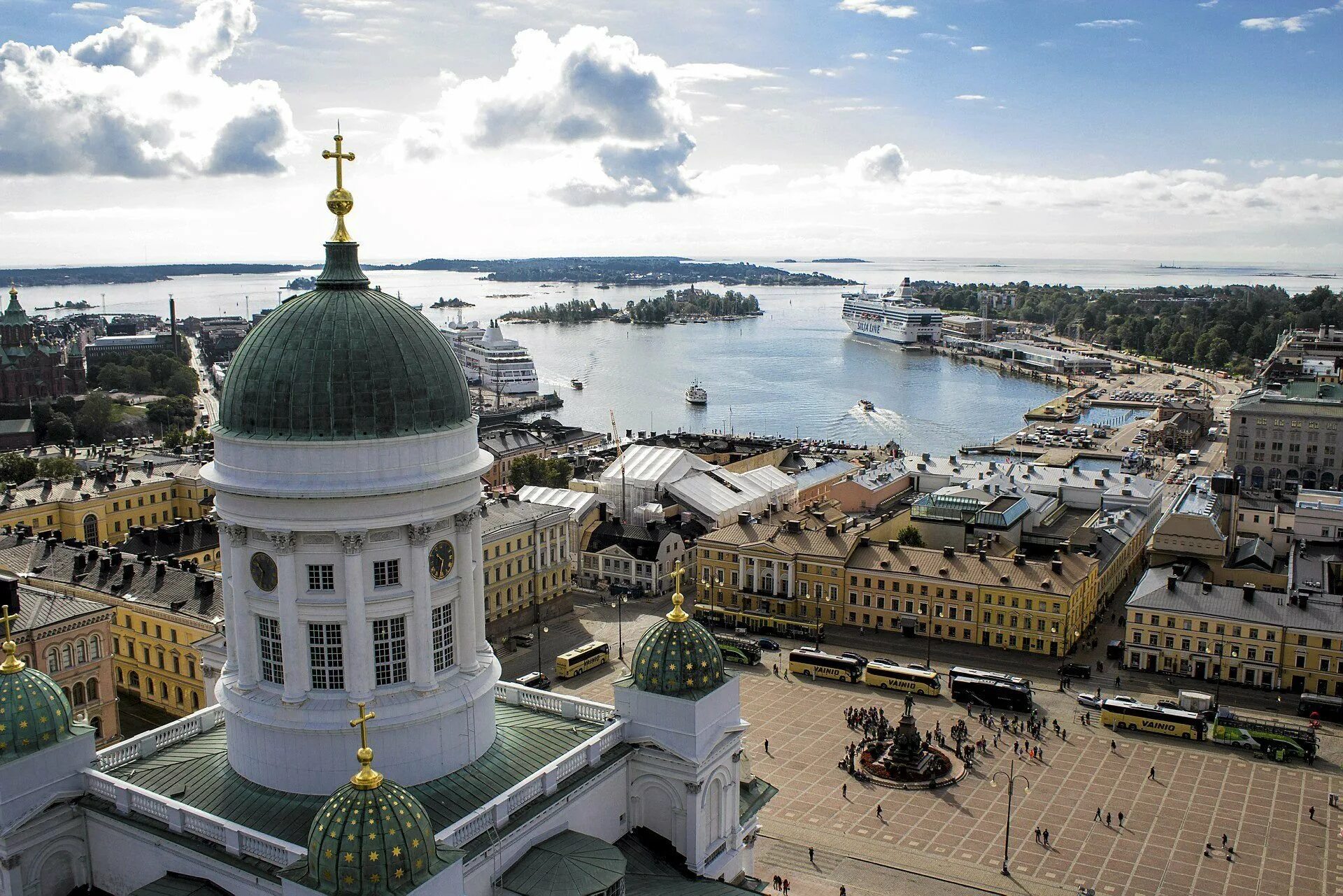 Столица города хельсинки. Хельсинки столица Финляндии. Хельсинки с высоты птичьего полета. Хельсинки столица Финляндии достопримечательности. Столица Финляндии Хельсинки с высоты птичьего полета.