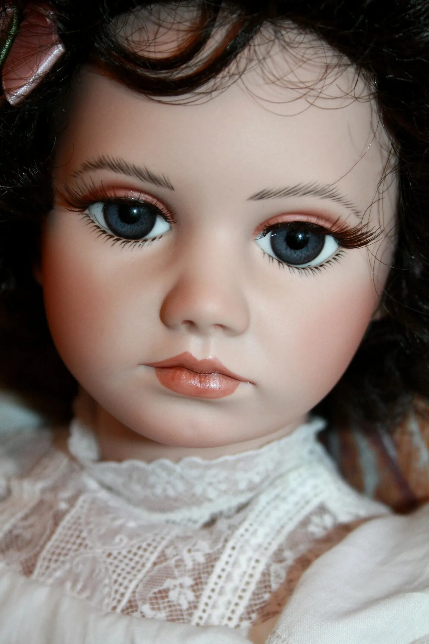 линда рик олеанна. девочка с бездонными глазами. красивые голубые глаза. девочка с бездонными глазами. дети с необычными глазами.