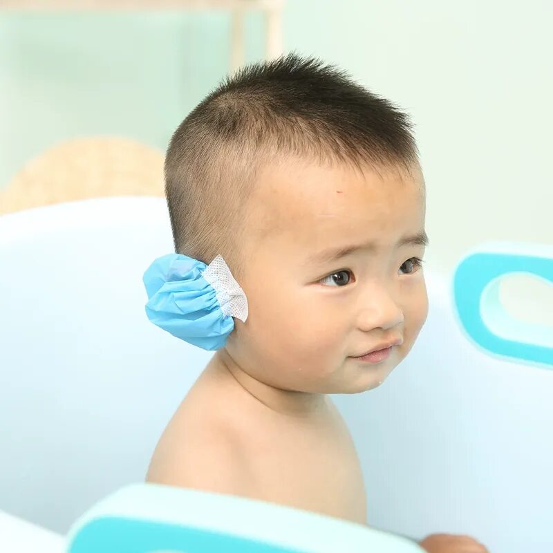 Затычки для ушей новорожденным для купания. Накладки на уши для купания. Наушники для купания детей. Накладки на уши для купания детей. Купание новорожденного уши