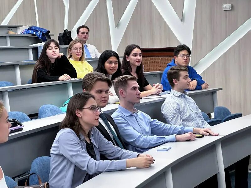 тгу томск выпуск. оксфордский университет в англии. факультет лидеров. разные факультеты. студенты мгу мгимо.