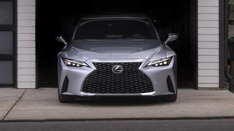 Лексус 250 2021