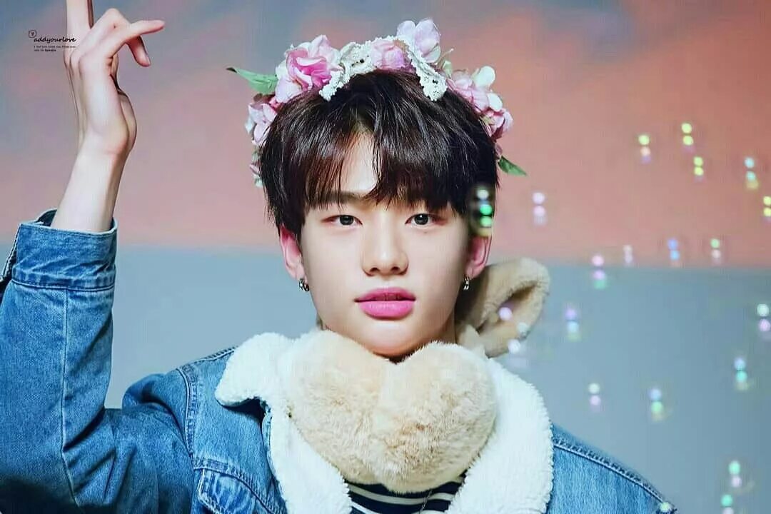 Хëнджин Stray Kids. Хван Хёнджин. Maxident Stray Kids Хенджин. Хён Джин Stray Kids. Новая песня хенджина