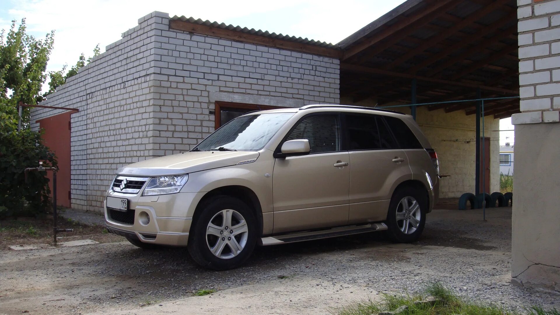 Гранд Витара 2.7 2008г. Suzuki Grand Vitara Salomon. Suzuki Grand Vitara Salomon Edition. Подножки Сузуки Гранд Витара.