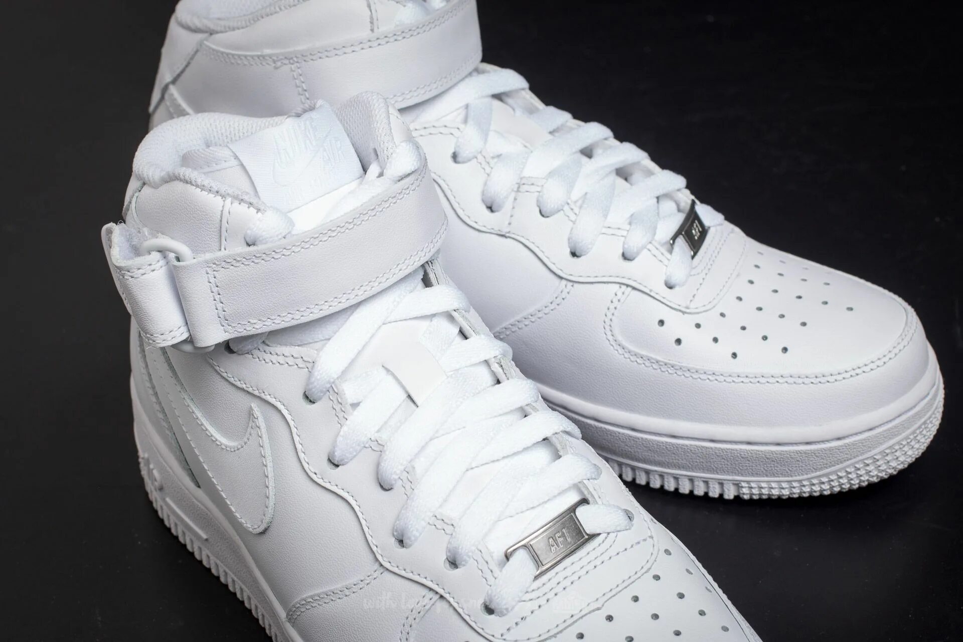 Найк Форс данк белые. Nike Air Force 1 Mid без липучки. АИР форсы 1 женские. Кроссовки АИР Форс вип. Купить форсы найк оригинал