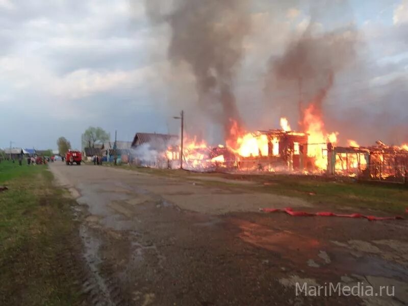 Погода сернур марий эл на неделю. Посёлок Красногорский Марий Эл. Килемары Марий Эл. Красногорский (Марий Эл) посёлки городского типа Марий Эл. Пгт Красногорский Звениговский район.