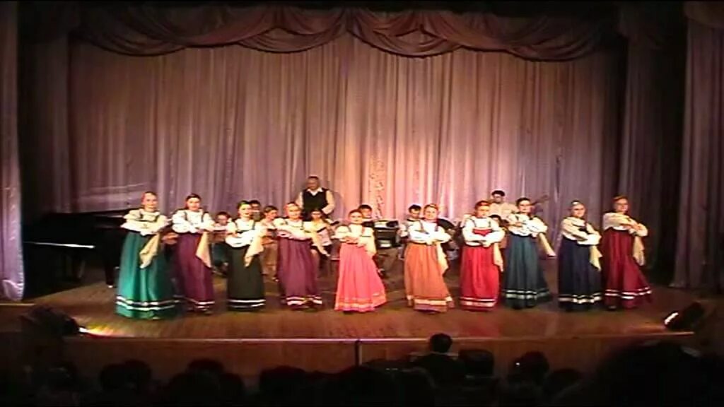 Ансамбль арабеск кадриль. Народный танец кадриль. Ансамбль танца- кадриль. Кадриль шестера. Ансамбль танца- кадриль.