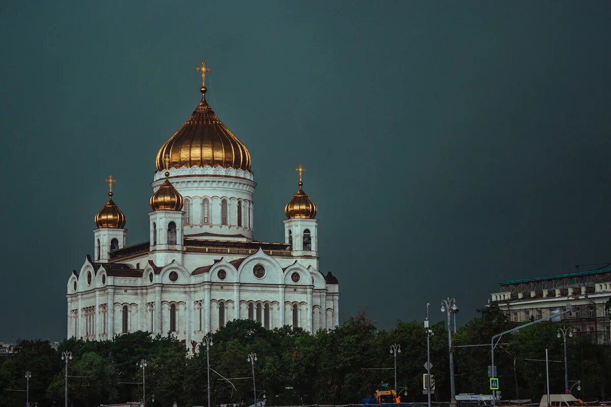 Храм христа спасителя улица. Храм христа спасителя. храм христа спасителя на волхонке. храм христа спасителя автор. москва улица волхонка 15 кафедральный собор храма христа спасителя.