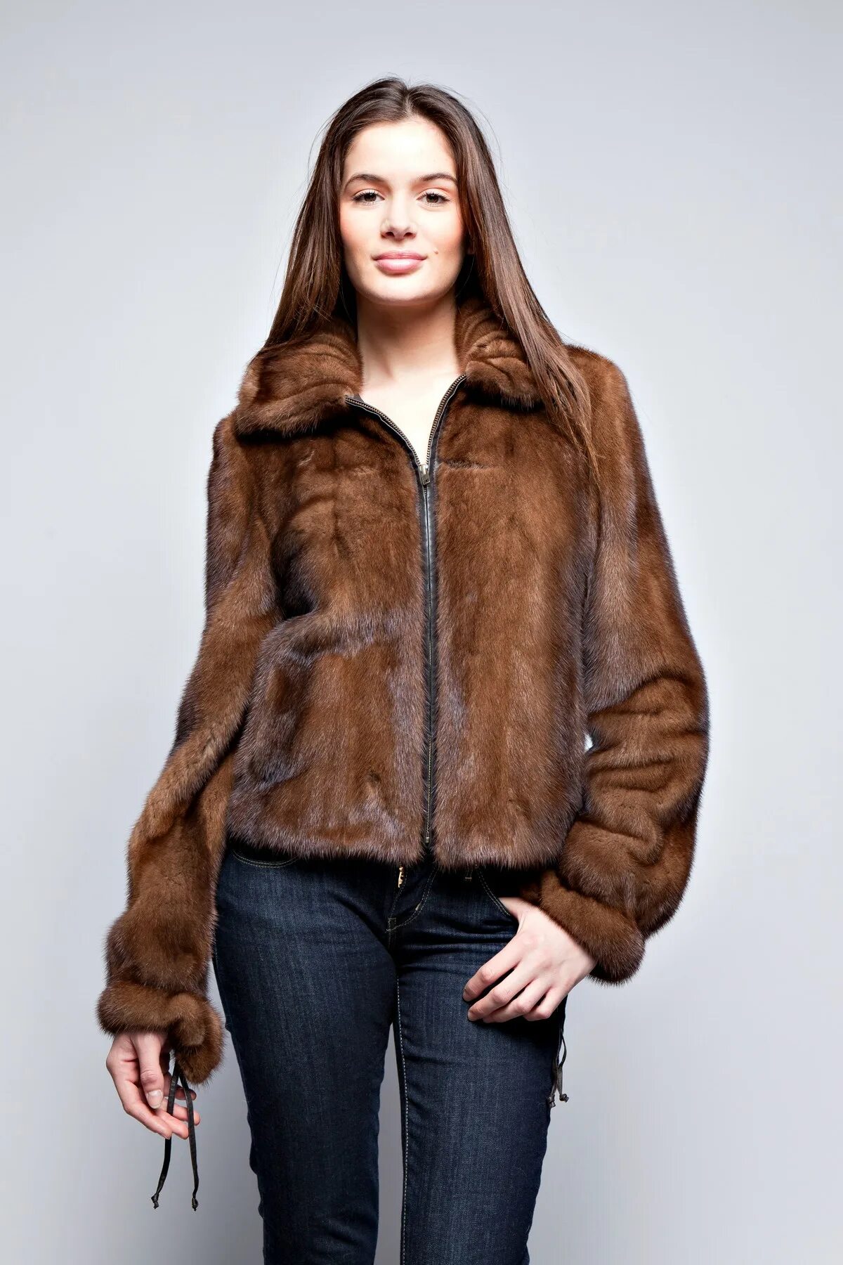 Норка на молнии. Норка на молнии. Норка на молнии. Шубы на замке норка. Норка на молнии.