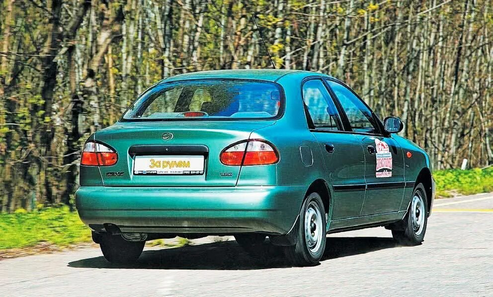 Шевроле ланос производитель. Daewoo lanos и Chevrolet lanos. Шевроле Ланос 97. Шевроле Ланос 1 поколение. ZAZ chance и Chevrolet lanos.