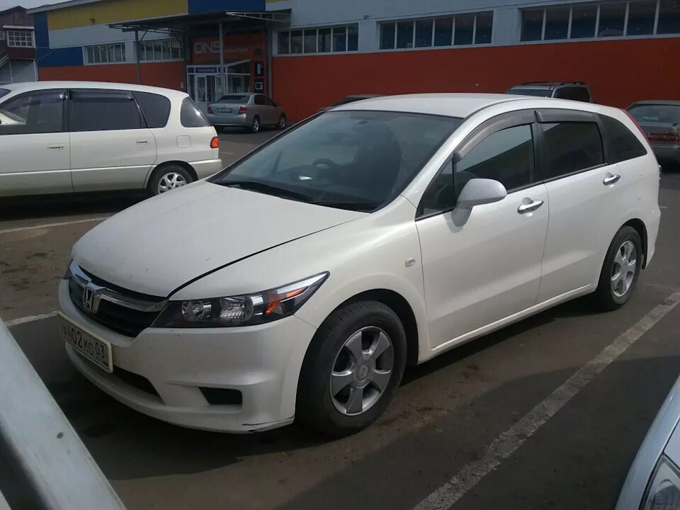 Хонда стрим 2007. Honda Stream 2007. Хонда стрим 2011. Хонда стрим 2011 белый.