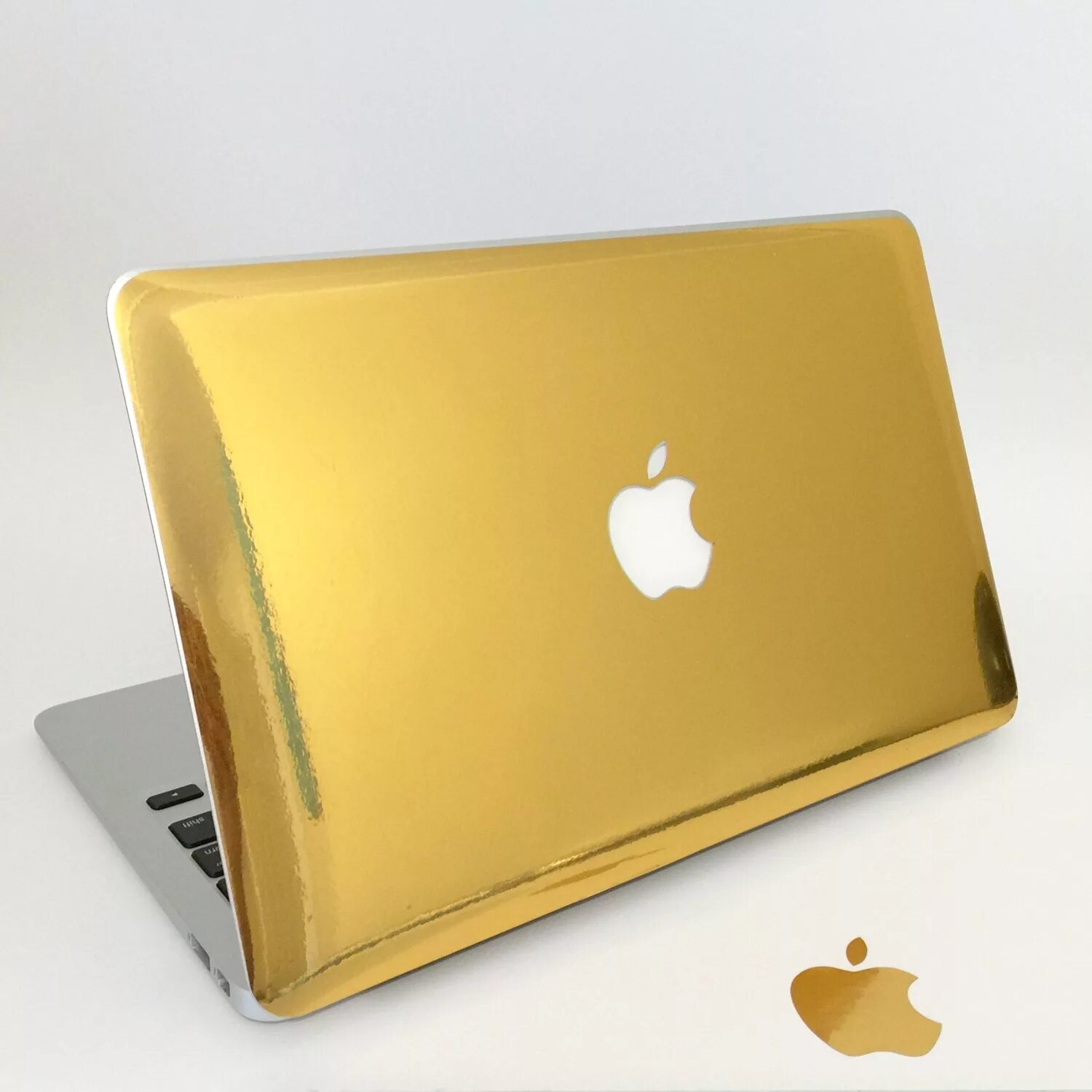 Компьютер gold. MACBOOK Pro 24 Karat Gold. Макбук Air Gold. Эппл макинтош ноутбук. Макбук Эйр 13 Голд.