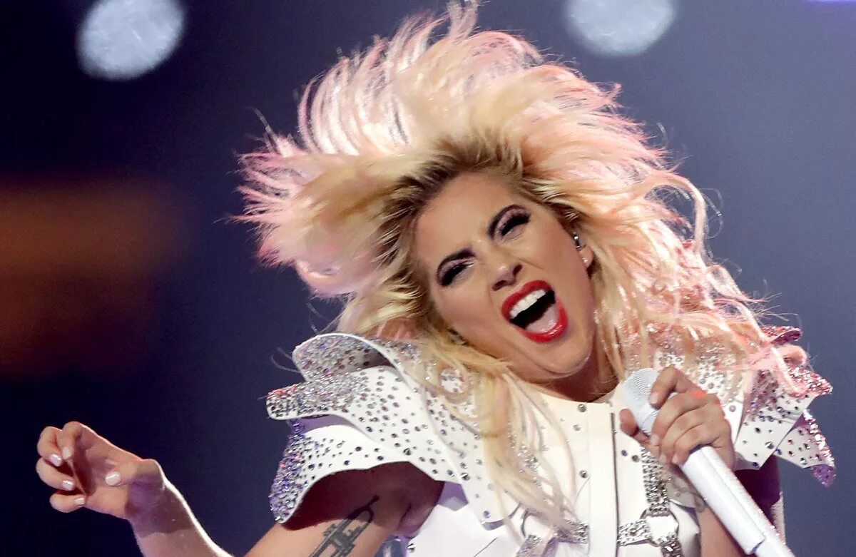 леди гага концерт. леди гага. Lady gaga 2021. Lady gaga 2001. Lady gaga sings.