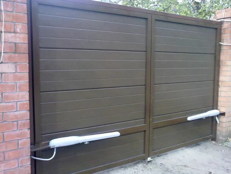 Ремонт распашных автоматических ворот. Ремонт распашных автоматических ворот. Распашные ворота дорхан. Ворота распашные автоматические с эл. Монтаж автоматики найс на распашные ворота.