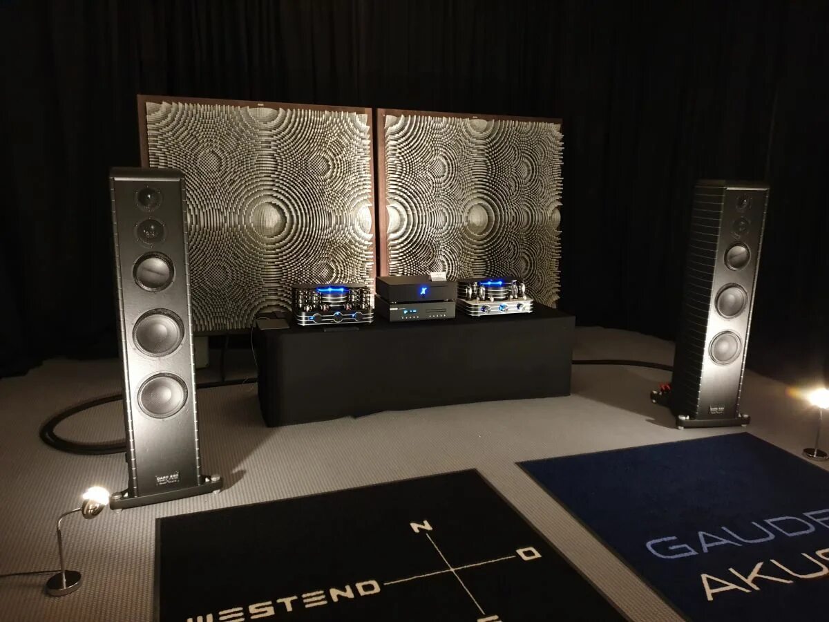 Munich High end 2019. Hi Fi show Munich. Фай шоу. 5kolonok model d popingus HIFI show. Hi end show 2024