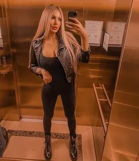 Milana milks
