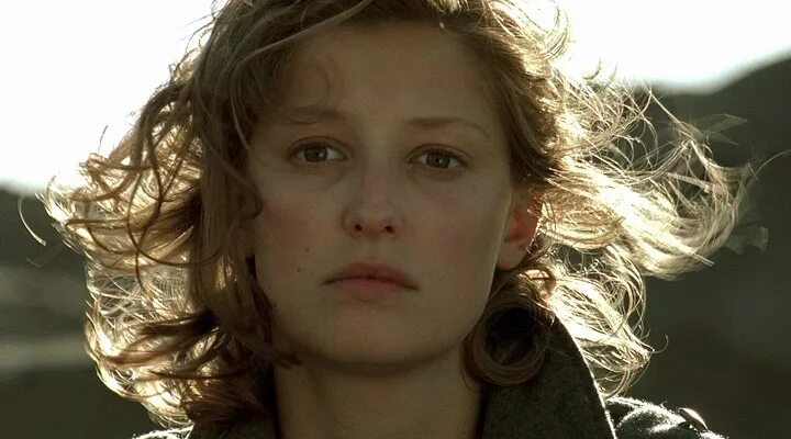 Lara der. Der untergang бункер 2004.