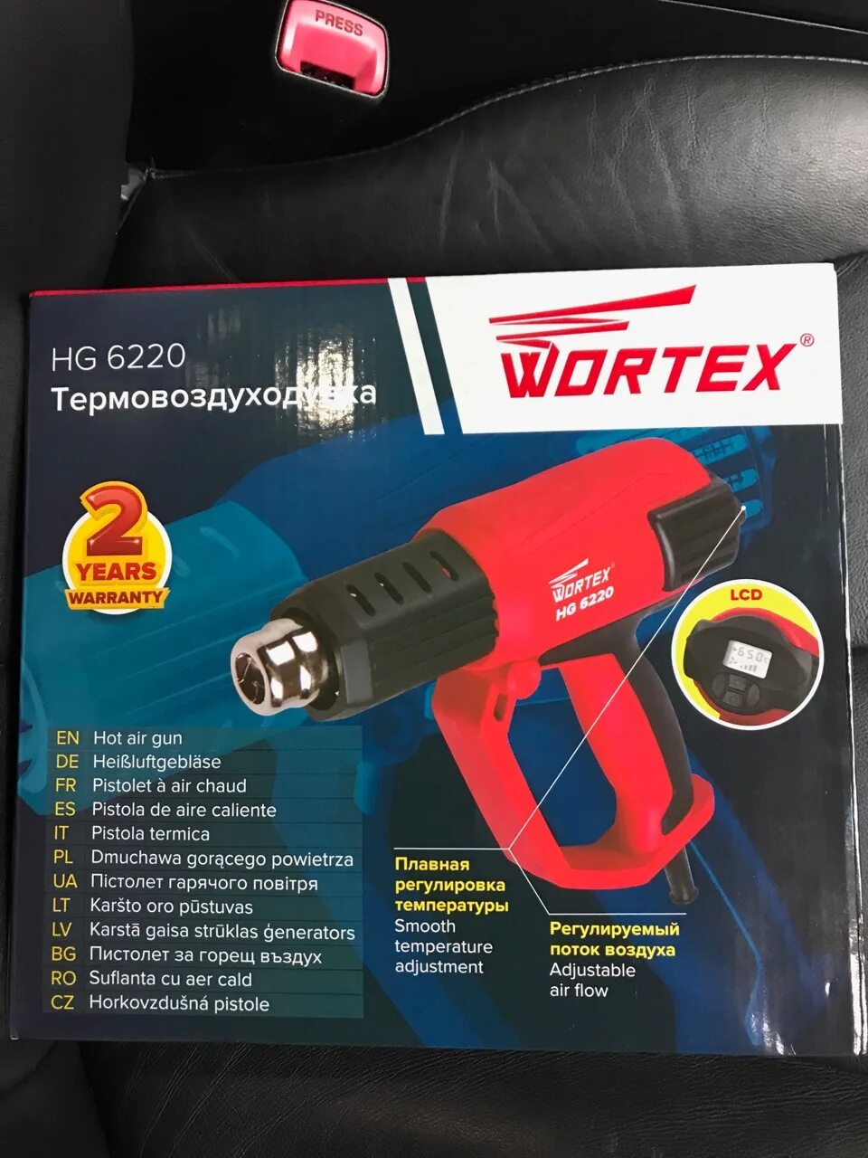 Фен царапины пластик. Фен царапины пластик. Фен царапины пластик. Покраска наружного пластика автомобиля. Царапины на пластике.