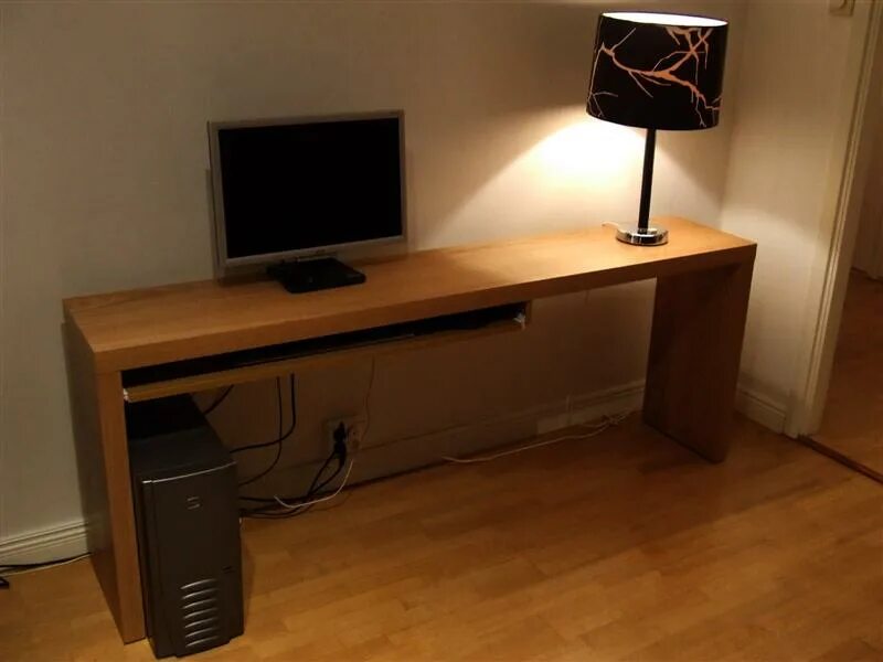Стол 2 метра в длину. Ikea hack computer desk. ikea стол мальм игровой компьютер. ikea hack computer table. длинный узкий компьютерный стол.