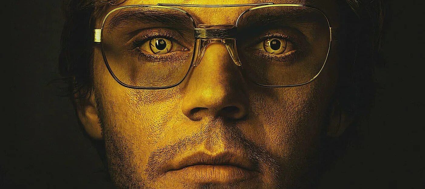 Маньяк дамер нетфликс. Дамер сериал 2025. дамер сериал нетфликс. эван питерс джеффри дамер. сериал нетфликс про маньяка 2025 дамер.