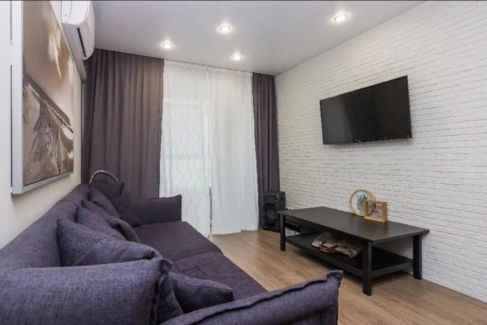 квартиры в магадане на длительный срок. магадан жилье. снять студию в москве на длительный срок. магадан снять 1 комнатную квартиру. тихвин квартира на сутки однокомнатную.