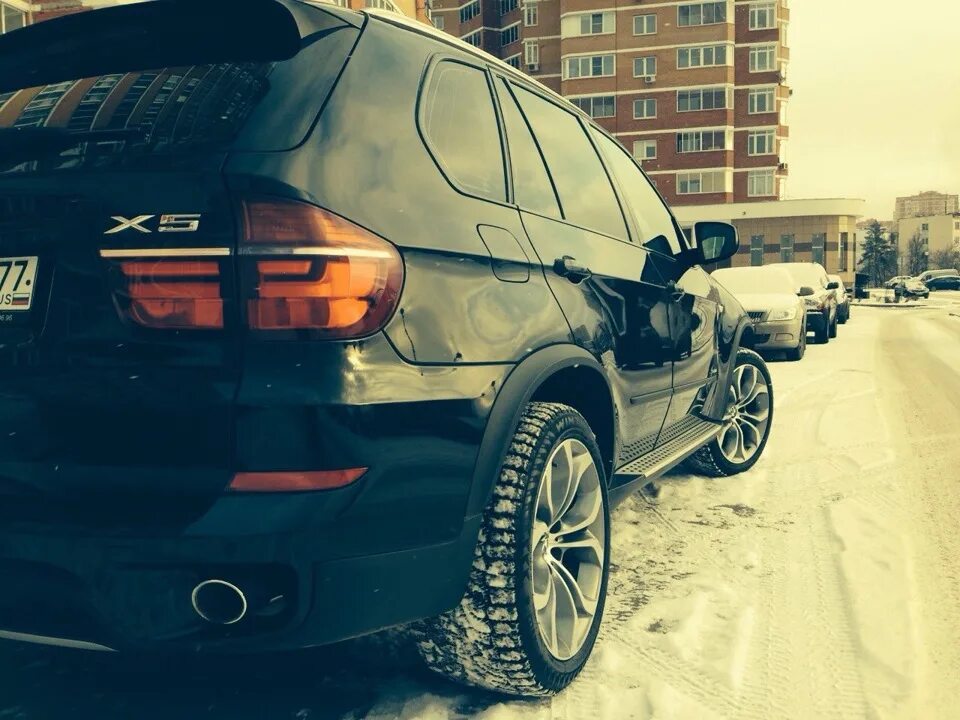 Шины бмв х5 е53. BMW x5 e70 3.5SD. 336 Стиль БМВ х5 е70. Диски БМВ х5 е70. BMW x5 e53 стиль 336.